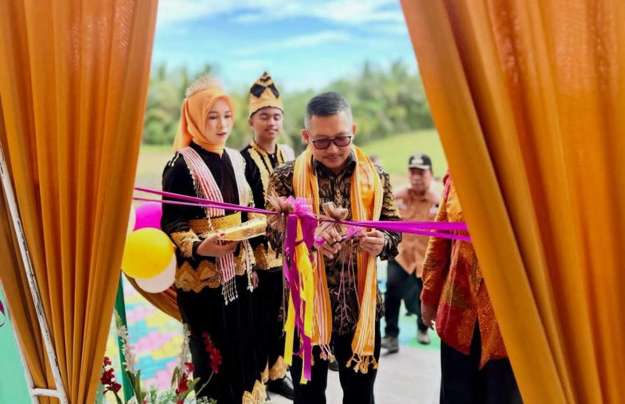 Resmikan UGD Baru Puskesmas Balantak Selatan, Bupati Amirudin Targetkan Status BLUD 2026