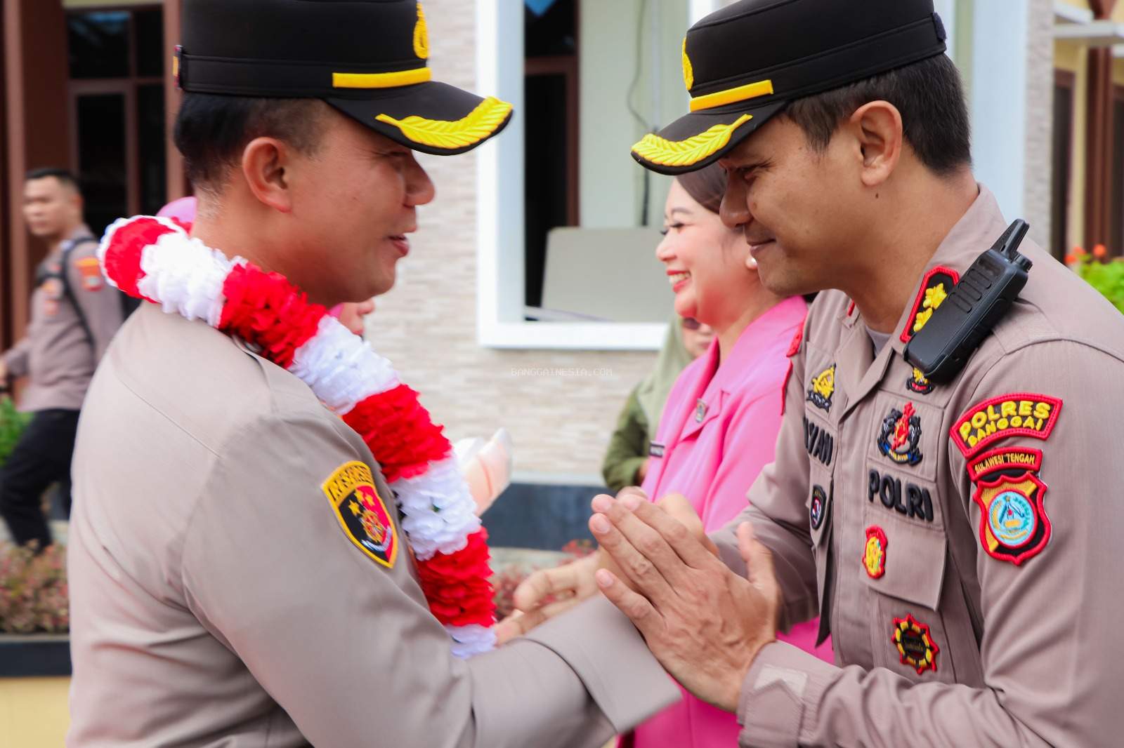 Disambut Pedang Pora, Hendri Yulianto Resmi Pimpin Polresta Banggai