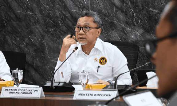 Dugaan Keracunan 500 Santri di Sidoarjo, Zulhas Minta Pengelola SPPG Diproses Hukum